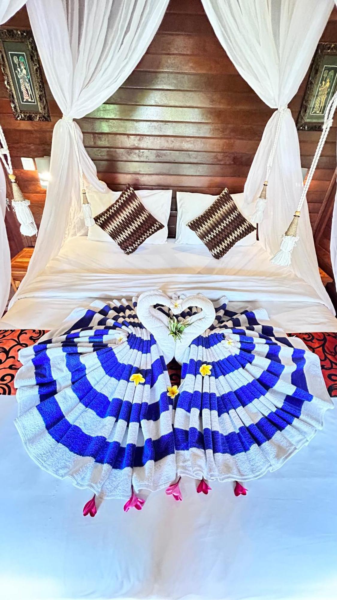 Lembongan Seaview Hotel Nusa Lembongan  Ngoại thất bức ảnh
